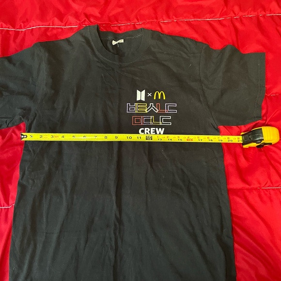 BTS x McDonalds Shirt Adult Medium Black Crew Logo Employee Restaurant Shirt - Picture 8 of 8